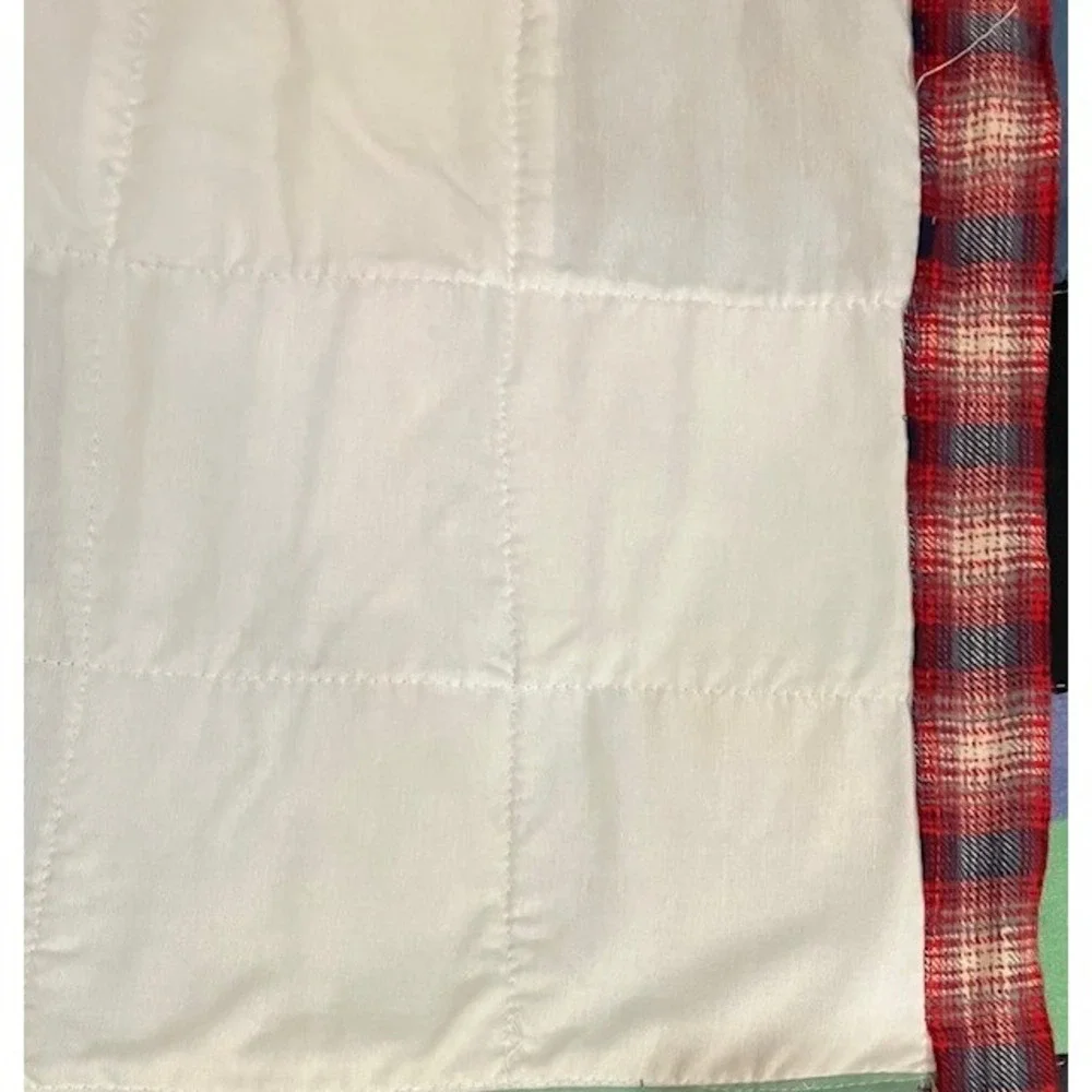 Vintage  Patchwork Quilt Machine Sown 68